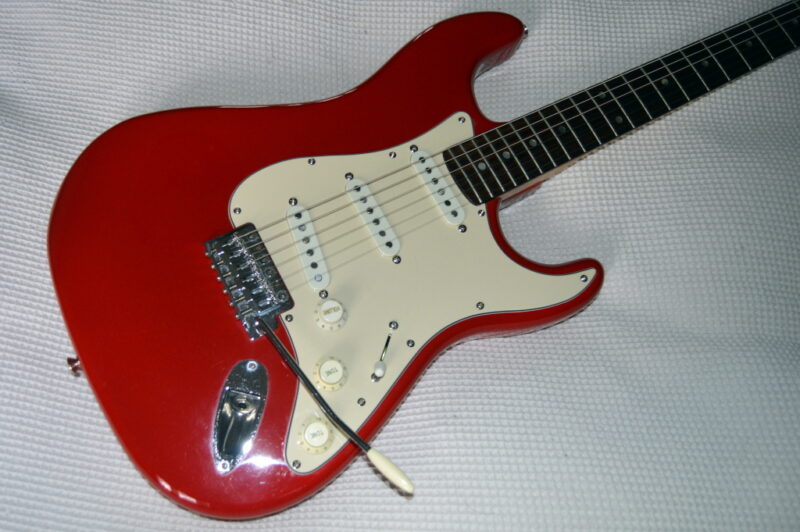 Red 1995 Squier Strat - Image 2