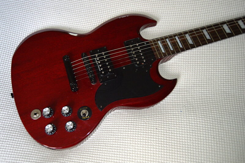 Epiphone G400 Pro SG with Seymour Duncan pickups - Image 2